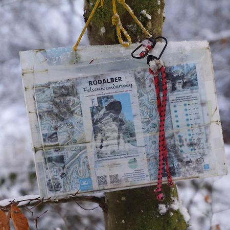 Ferienwohung Am Felsenwanderweg Im Pfaelzerwald Apartment Rodalben ภายนอก รูปภาพ